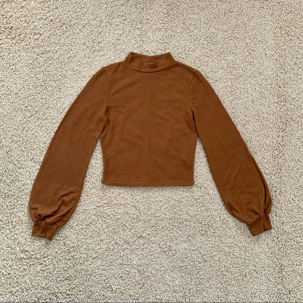 🐻 F21 • Puff-Sleeve Mock Neck Top